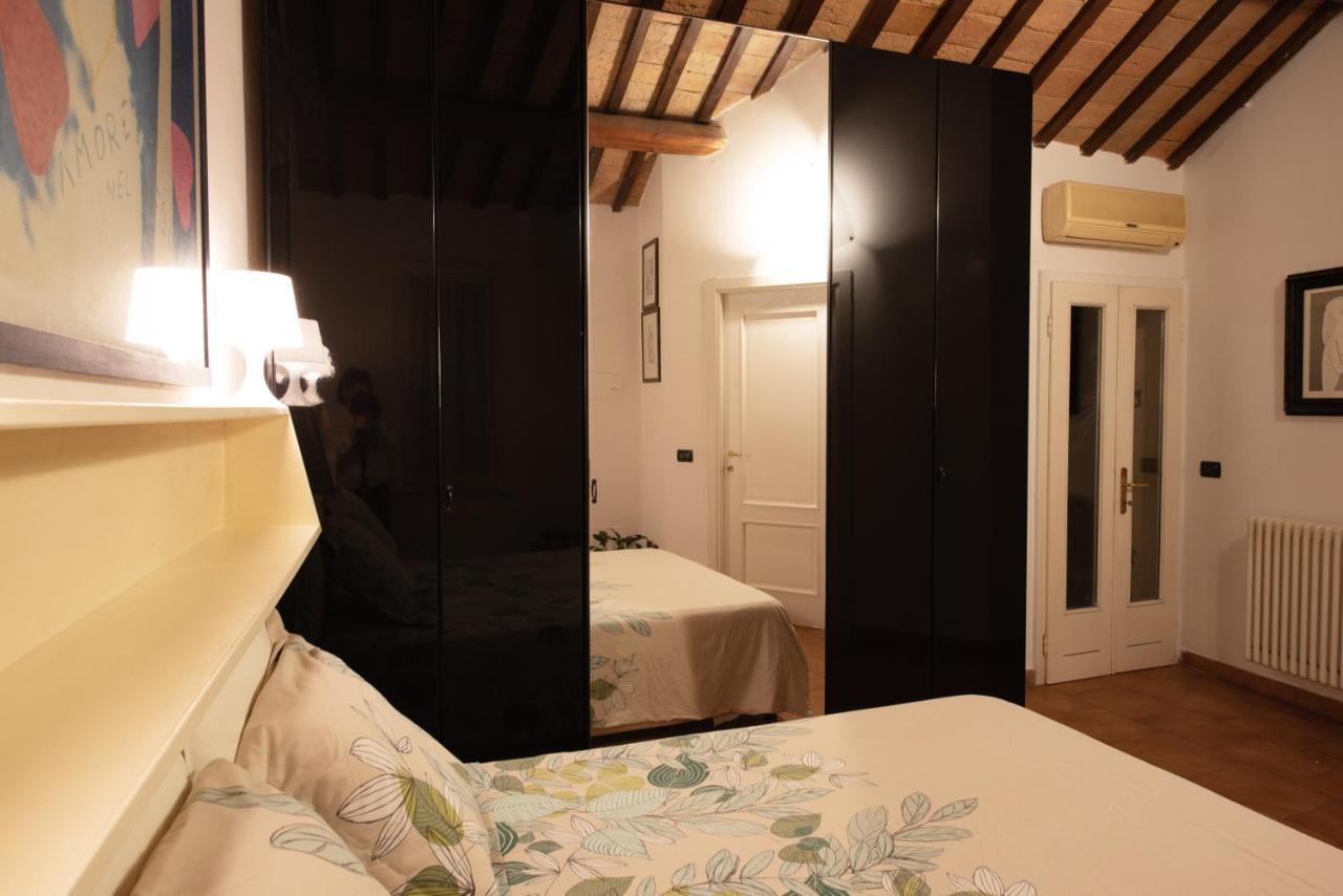 Corte Degli Estensi, Romantica Mansardina Ferrara Ngoại thất bức ảnh